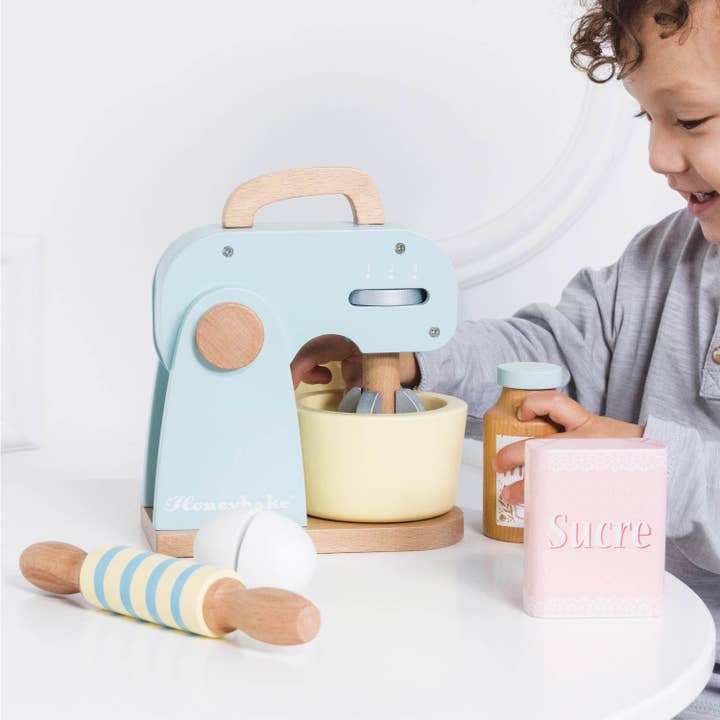Bakers Mixer Set & Accessories full of fun and ready to play